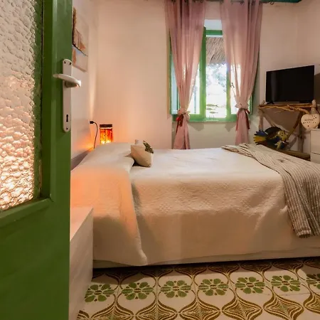 Ferienhaus Maison Philippe Costa Est *